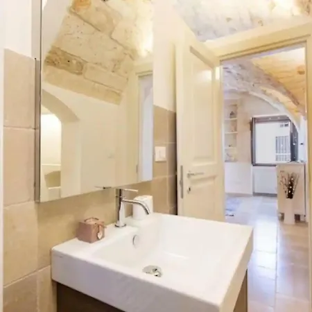 Casa Leo With Jacuzzi