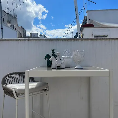 Casa Leo With Jacuzzi בית נופש אוסטוני