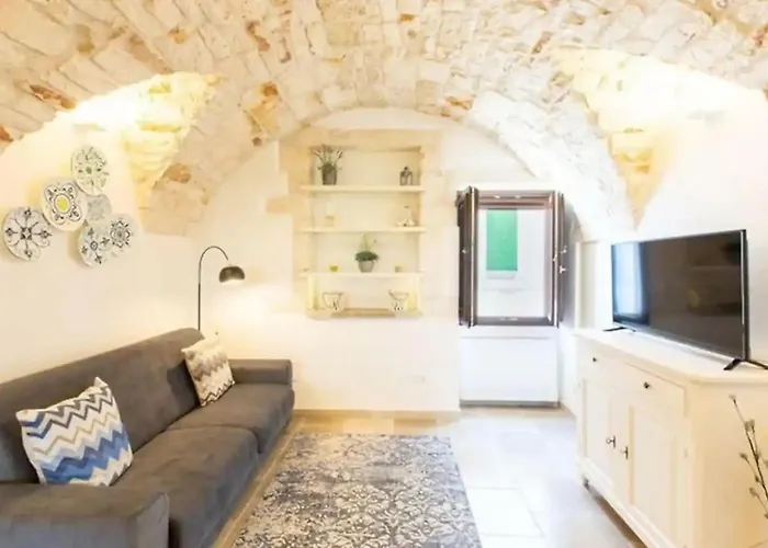 Casa Leo With Jacuzzi Дом отдыха *
