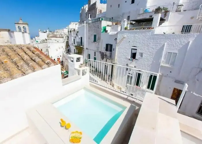 Casa Leo With Jacuzzi Остуни